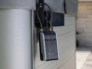 Master Lock 5482EURD Select Access® Flexible Shackle Key Lock Box – – Now available at MTN Shop UK. - imagen 2
