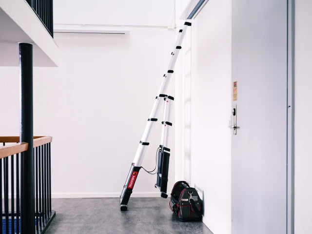 Telesteps Combi Line Telescopic Ladder 2.3m – – Now available at MTN Shop UK. - imagen 3