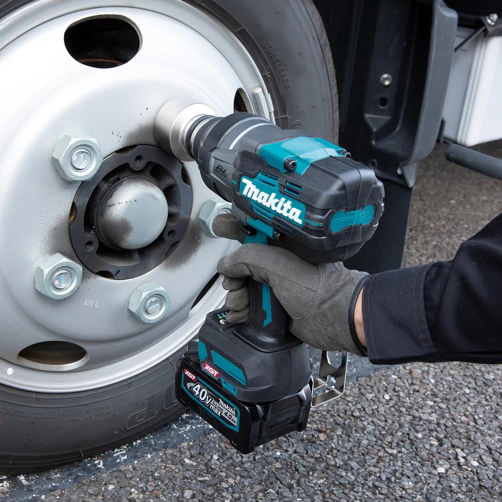 Makita - Makita TW001GZ01 XGT 40Vmax BL Impact Wrench 40V Bare Unit + Case - Makita cordless impact wrench tightening vehicle lug nut. - imagen 3
