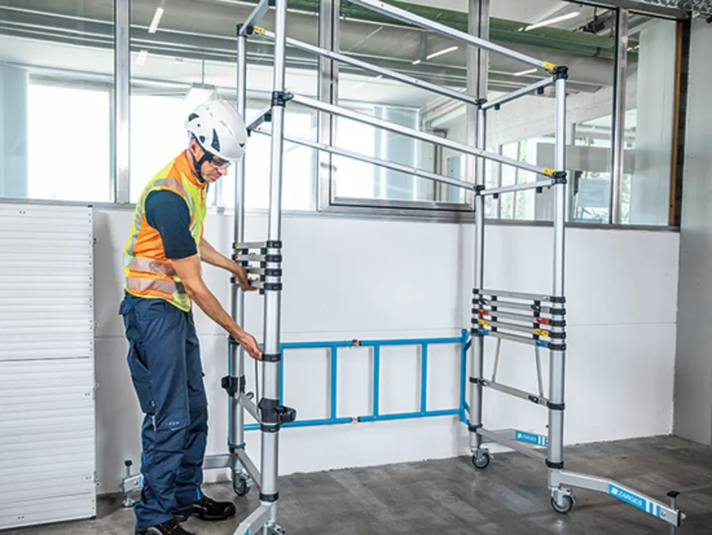 Zarges - Zarges TT002 Teletower Aluminium Telescopic Scaffold Tower with Toeboards - Portable aluminum scaffold with adjustable ladder and wheels. - imagen 6