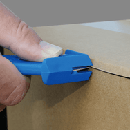 PHC Ambidextrous Safety Cutter - Use with a Box - imagen 2