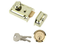Yale Locks P77 Traditional Nightlatch 60mm Backset Brasslux Finish Visi – – Now available at MTN Shop UK.