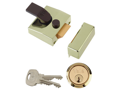 Yale Locks 85 Deadlocking Nightlatch 40mm Backset Brasslux Finish Box – – Now available at MTN Shop UK.