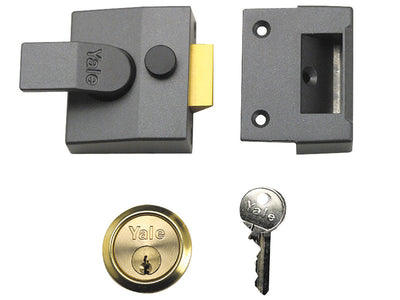 Yale Locks P85 Deadlocking Nightlatch 40mm Backset Chrome Finish Visi – – Now available at MTN Shop UK.