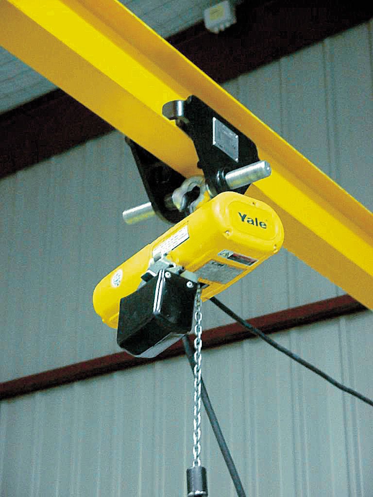 Yale CPS Electric Chain Hoist – The model CPS is the smallest and lightest model within the range of Yale electric chain hoists. – Now available at MTN Shop UK. - imagen 2