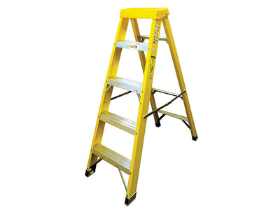 Zarges Fibreglass Swingback Steps Open, 1.33m Closed 1.47m 5 Rungs – – Now available at MTN Shop UK.