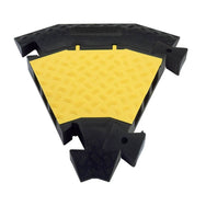 Adam Hall Defender 3 Cable Protector 45-Deg Curve – DEFENDER® 3 45° Curve with a detachable lid and two dovetail connectors. Used to connect with 85002 Cable Protector 3-channel. – Now available at MTN Shop UK. - imagen 2