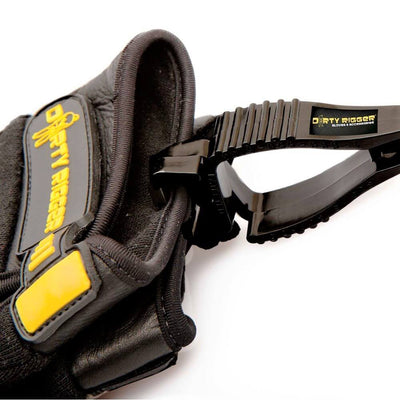 Dirty Rigger Glove Clip – Don’t leave gloves behind, clip them on right by your side with the Dirty Rigger® Glove Clip. – Now available at MTN Shop UK.