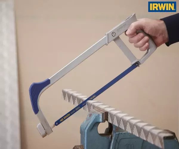 Hacksaw - imagen 2