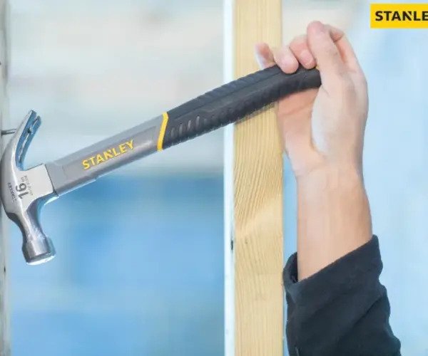 Curved Claw Hammer Fibreglass Shaft