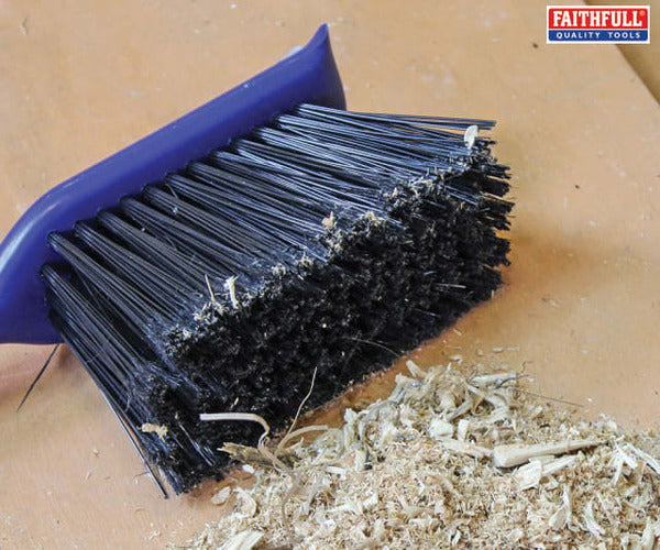  Large Plastic Dustpan & Brush Set - imagen 2