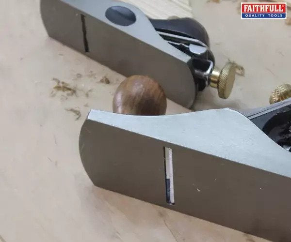 Plane in Wooden Box - imagen 2