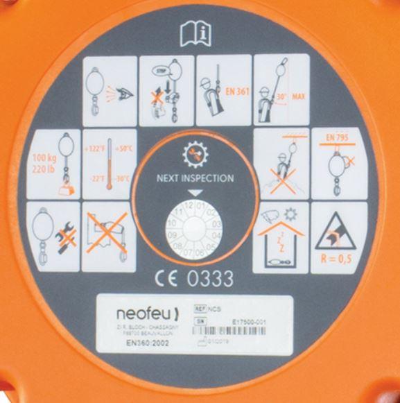 Neofeu Retractable Fall Arrester- 4mm Cable (10mL) – The Neofeu Retractable Fall Arrester is fitted with a retractable cable lanyard and a braking system with two pawls for immediate locking in case of fall. Swivel hook connector with automatic locking on cable end. Max user weight of 140 kg and arresting force of < 600 daN. Shop now. – Now available at MTN Shop UK. - imagen 3