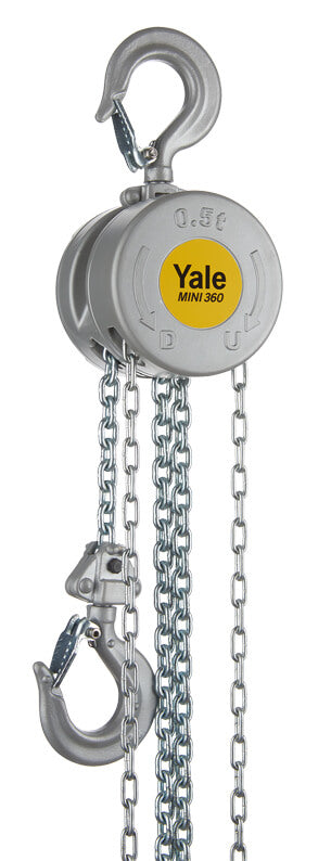 Yale MINI 360 hand chain hoist with 360° rotation, lightweight die-cast aluminum design, and compact size for easy toolbox storage. - imagen 3